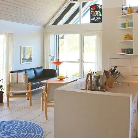 Holiday Skagen Iv *